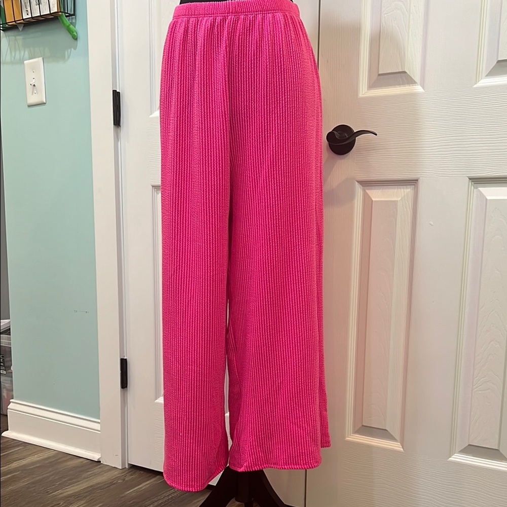 Women's Pink Wide-Leg Pants